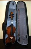 VERY NICE STUDENT VIOLIN & BOW WITH CASE