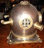 OLD DEEP SEA DIVERS HELMET
