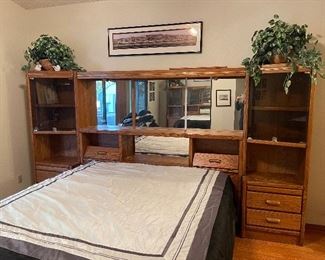 $100 Solid oak King size bed with built in cabinet/nightstands.  Includes mattress, box springs, frame.  

Unit has been disassembled and is ready to move.  Has only 8 bolts to reassembly.