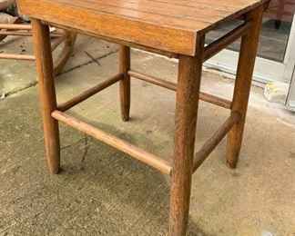 Classic Oak Side Table