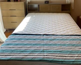 Mid modern century bedframe