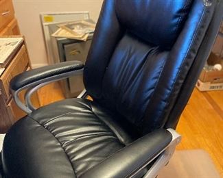 Desk chair 