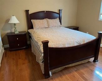 Vaughan Furniture queen size bed with matching 2 drawer end tables includes brand new Serta iDirections Hybrid queen mattress & box spring