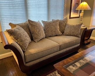 Schnadig Rolled arm wooden accent linen upholstered sofa (37"D x 88"W x 29"H)