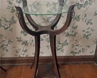 Vintage Imperial Mahogany Side Table 