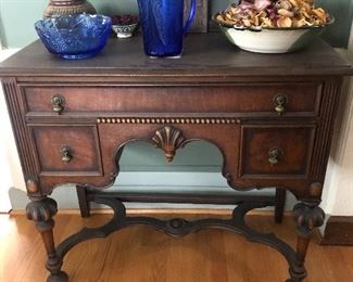 Berkey & Gay matching small server 