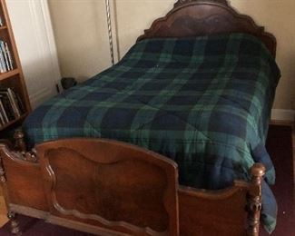 Antique full size bed 1930's 