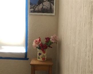 Oak small table and Art 