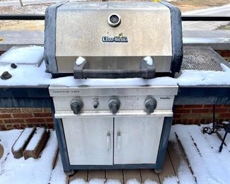 $200. Char Broil Grill. You move!