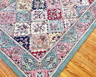 SOLD- Ivory/Green Hand Tufted Wool Area Rug. 5 x 8.