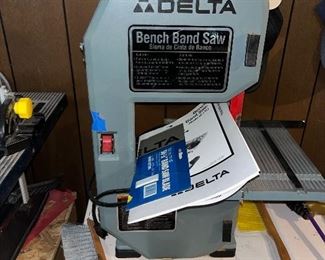 Delta bandsaw