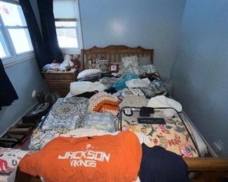 Beautiful, queen size Oakwood  interiors sleigh bed. The complete bedroom set is available.