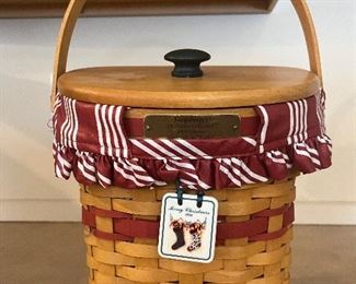 Large Longaberger Basket w/Lid