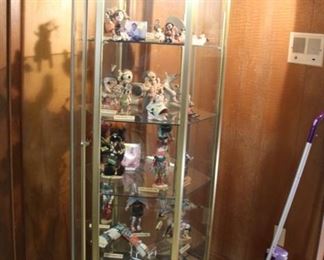 Display cabinets