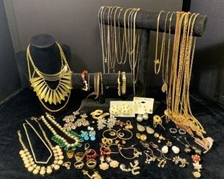 Gold Toned Costume Vintage Jewelry, 20 Pairs Of Earrings, 25 Necklaces, Rings  More