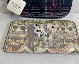 New Coach Wristlet And Sakroots Wallets