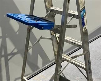 Aluminum Stepladder with Platform