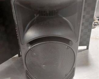 SRM 450 Active Sound Reinforcement System Speaker