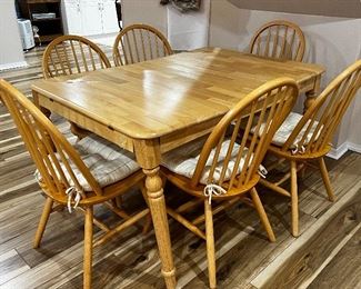 Table and chair set