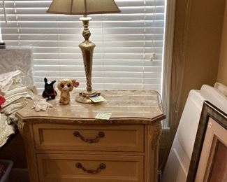 Impressions by Thomasville nightstand $125