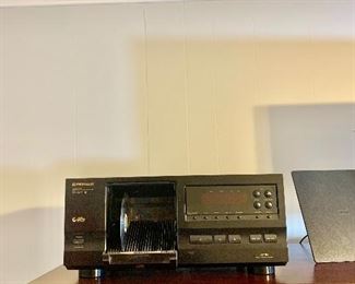 Pioneer Compact disc player