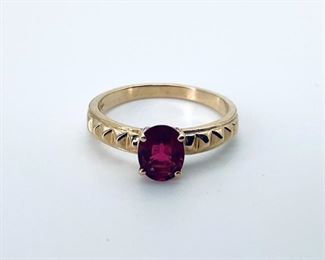 Gold 14K Pink Quartz Ring