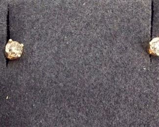 Gold 14K Diamond Stud Earrings
