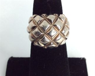  Silver Pineapple Motif Ring