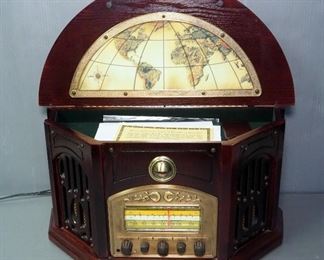 Thomas Pacconi Classics Millennium Series Tabletop Radio, Model #TPC-MSE-200-CH