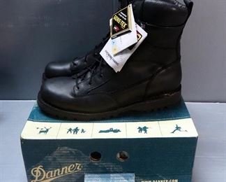 Danner Mens APB Boot, Size 15 D, & Danner Gore-Tex Blackhawk 2 Boot, Size 15, Both New In Box