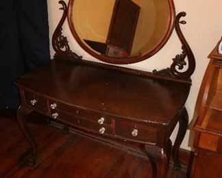 Vanity Table