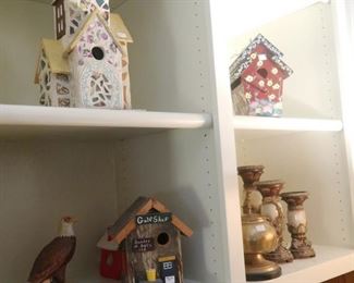 Super cute bird houses.