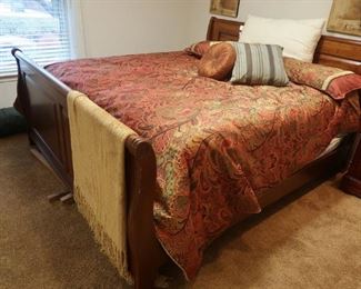 Gorgeous, king-size sleigh bed.