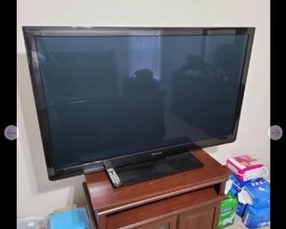 3D plasma TV with 2 pair of 3D glasses