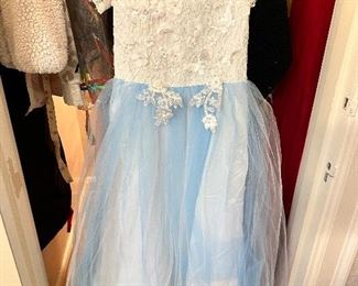 Girl's dress