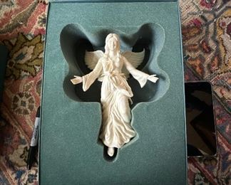 Lenox angel
