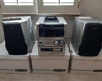 Vintage Aiwa Stereo System with Subwoofer
