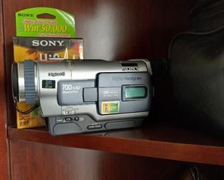 Sony 700X Digital Handycam with accessories