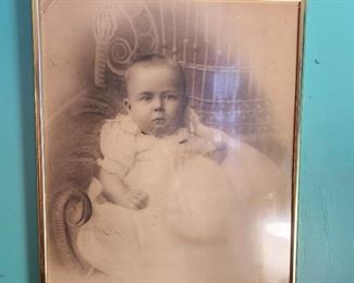 antique baby photograph