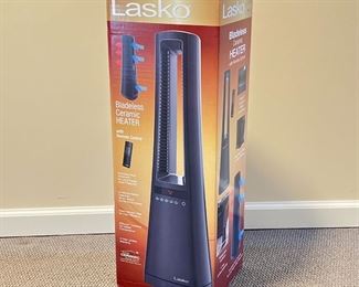 LASKO CERAMIC HEATER  |  Lasko Bladess Ceramic Heater with Remote Control Model AW310 - l. 10 x w. 9 x h. 28 in. (box)
