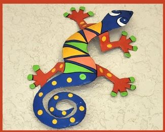 Metal Lizard Sculpture 
