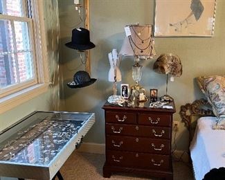 Link Taylor Heirloom Mahogany 5 Drawer Side Table