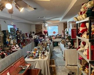 Here's the toy room.