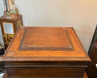 The Regina Music Box with the lid down