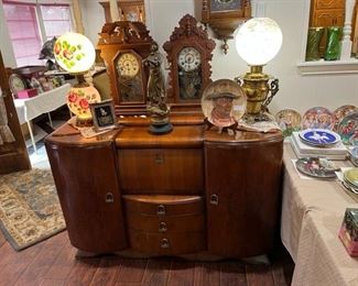 Wonderful vintage bar