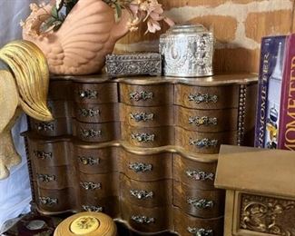 Vintage jewelry boxes
