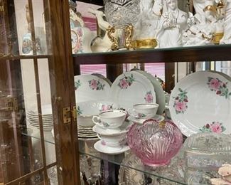 Beautiful china "Royal Vienna Collection", Fenton, American Fostoria, Crystal