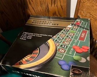 Deluxe 16" Roulette Set