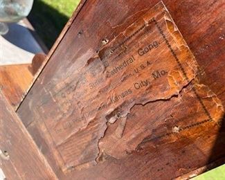 A look at the back of the clock