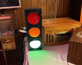 It also switches colors